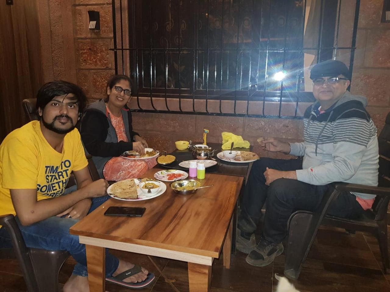 C P Cottage Mahābaleshwar Buitenkant foto